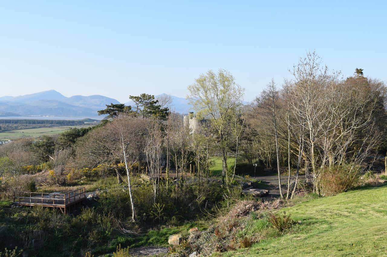 Crown Lodge Harlech Exterior photo