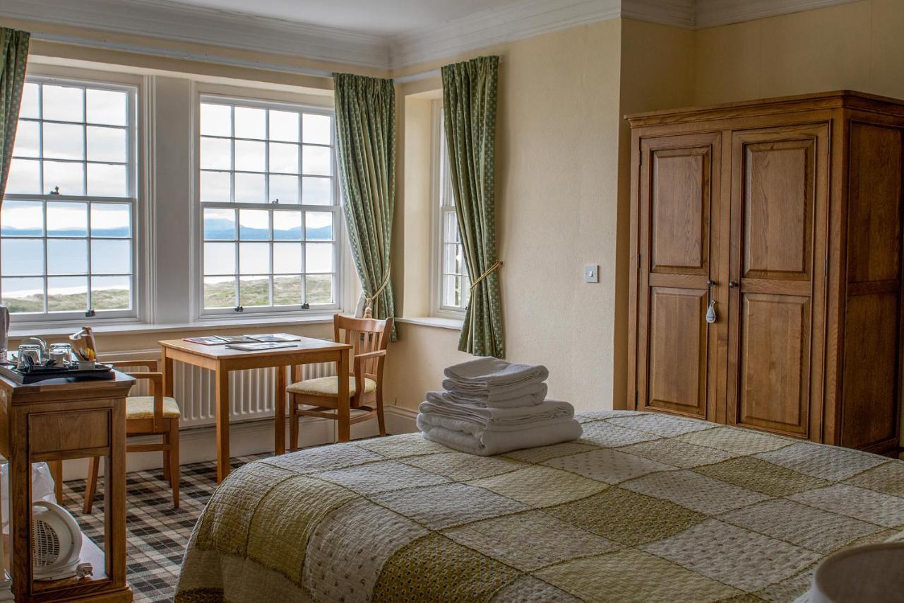 Crown Lodge Harlech Exterior photo